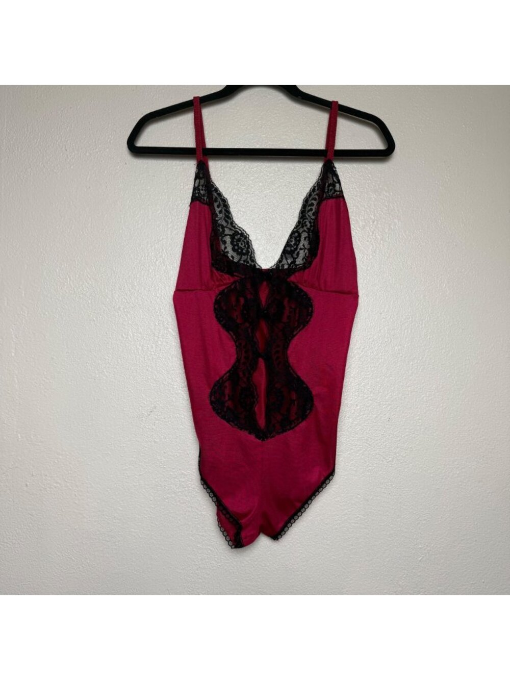 VTG Lady Cameo Dallas Nylon Button Front Red & Black Teddy Sz M NEW